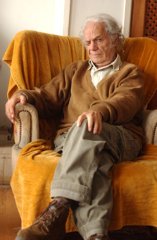 18.04.003 Nicanor Parra (antipoeta). NICANOR PARRA12.JPG NICANOR PARRA12.JPG